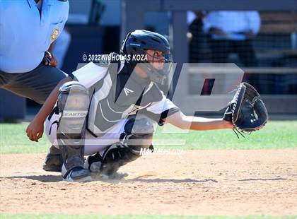 Thumbnail 3 in Bright Star Secondary Charter Academy vs. King/Drew (CIF LACS D3 Playoffs) photogallery.