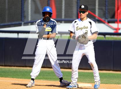 Thumbnail 2 in Bright Star Secondary Charter Academy vs. King/Drew (CIF LACS D3 Playoffs) photogallery.