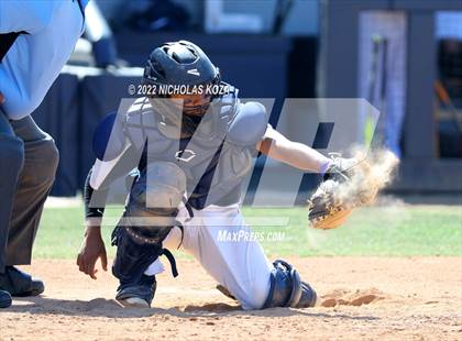 Thumbnail 2 in Bright Star Secondary Charter Academy vs. King/Drew (CIF LACS D3 Playoffs) photogallery.