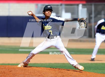 Thumbnail 2 in Bright Star Secondary Charter Academy vs. King/Drew (CIF LACS D3 Playoffs) photogallery.