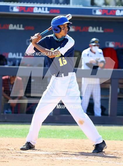 Thumbnail 3 in Bright Star Secondary Charter Academy vs. King/Drew (CIF LACS D3 Playoffs) photogallery.
