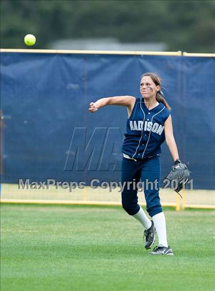 Thumbnail 3 in Mater Dei vs Madison (CIF SDS D4 Final) photogallery.