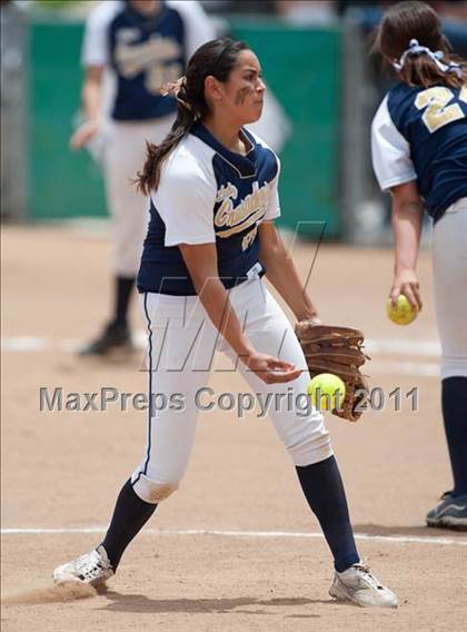 Thumbnail 2 in Mater Dei vs Madison (CIF SDS D4 Final) photogallery.