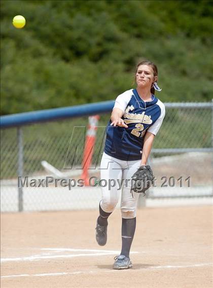 Thumbnail 1 in Mater Dei vs Madison (CIF SDS D4 Final) photogallery.