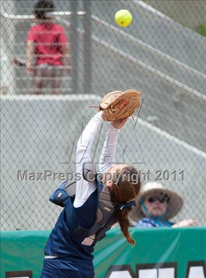 Thumbnail 3 in Mater Dei vs Madison (CIF SDS D4 Final) photogallery.