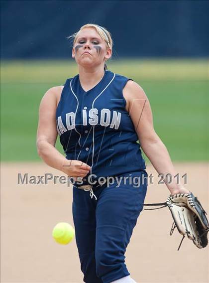 Thumbnail 2 in Mater Dei vs Madison (CIF SDS D4 Final) photogallery.