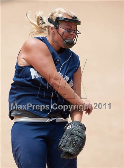 Thumbnail 3 in Mater Dei vs Madison (CIF SDS D4 Final) photogallery.