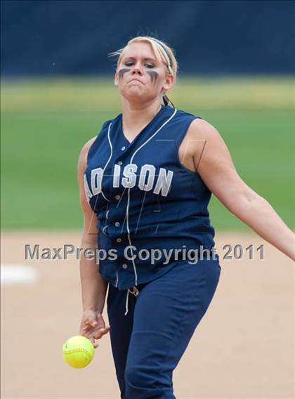 Thumbnail 1 in Mater Dei vs Madison (CIF SDS D4 Final) photogallery.