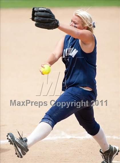 Thumbnail 2 in Mater Dei vs Madison (CIF SDS D4 Final) photogallery.