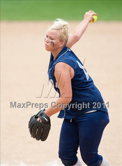Thumbnail 3 in Mater Dei vs Madison (CIF SDS D4 Final) photogallery.