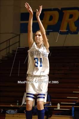Thumbnail 1 in Garey @ Charter Oak photogallery.