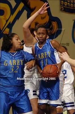 Thumbnail 1 in Garey @ Charter Oak photogallery.