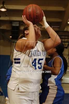 Thumbnail 1 in Garey @ Charter Oak photogallery.