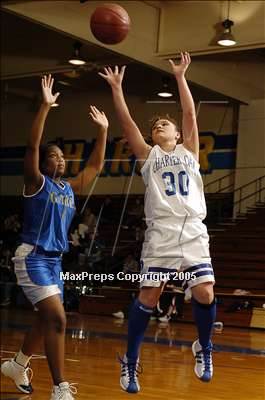 Thumbnail 2 in Garey @ Charter Oak photogallery.