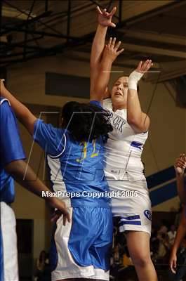 Thumbnail 3 in Garey @ Charter Oak photogallery.