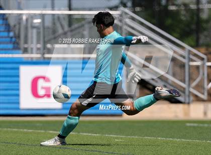 Thumbnail 3 in Austin Achieve vs. Gainesville (UIL 4A Soccer Division II Final) photogallery.