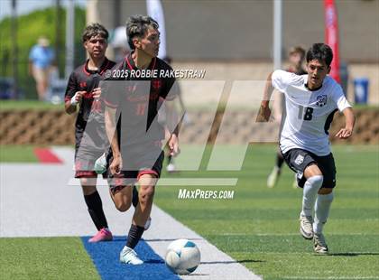 Thumbnail 2 in Austin Achieve vs. Gainesville (UIL 4A Soccer Division II Final) photogallery.