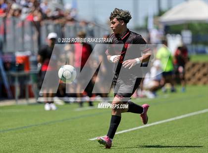 Thumbnail 1 in Austin Achieve vs. Gainesville (UIL 4A Soccer Division II Final) photogallery.