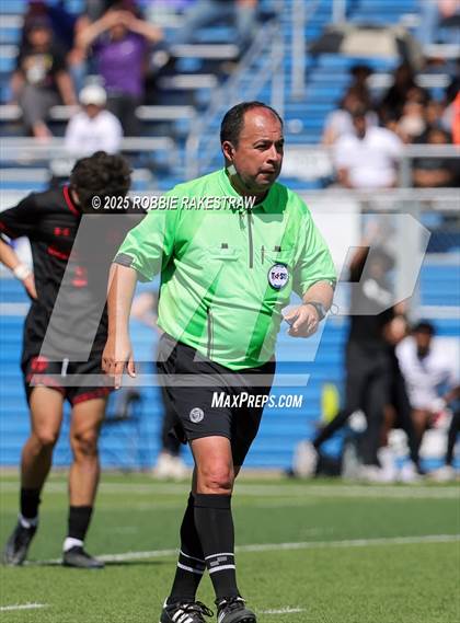 Thumbnail 3 in Austin Achieve vs. Gainesville (UIL 4A Soccer Division II Final) photogallery.