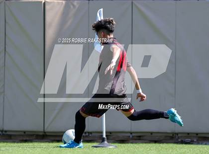 Thumbnail 2 in Austin Achieve vs. Gainesville (UIL 4A Soccer Division II Final) photogallery.