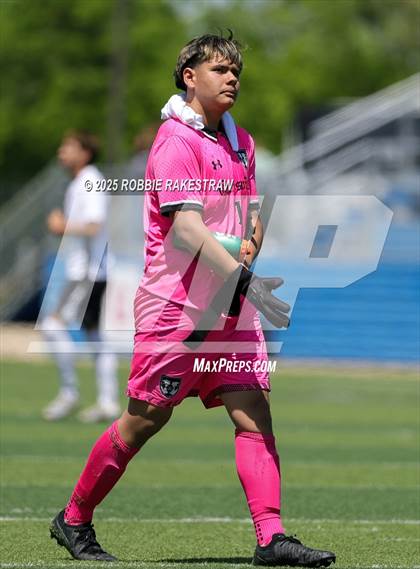 Thumbnail 3 in Austin Achieve vs. Gainesville (UIL 4A Soccer Division II Final) photogallery.