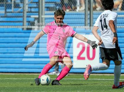 Thumbnail 3 in Austin Achieve vs. Gainesville (UIL 4A Soccer Division II Final) photogallery.