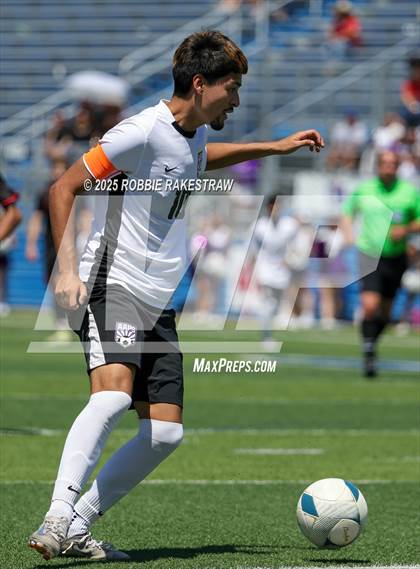 Thumbnail 2 in Austin Achieve vs. Gainesville (UIL 4A Soccer Division II Final) photogallery.