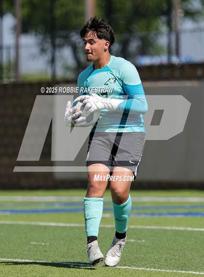 Thumbnail 3 in Austin Achieve vs. Gainesville (UIL 4A Soccer Division II Final) photogallery.