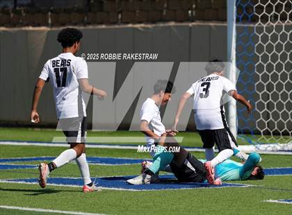 Thumbnail 1 in Austin Achieve vs. Gainesville (UIL 4A Soccer Division II Final) photogallery.