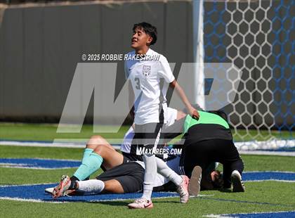 Thumbnail 2 in Austin Achieve vs. Gainesville (UIL 4A Soccer Division II Final) photogallery.