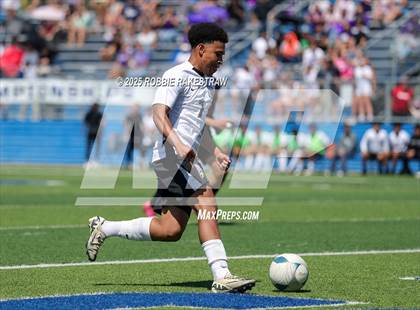 Thumbnail 3 in Austin Achieve vs. Gainesville (UIL 4A Soccer Division II Final) photogallery.