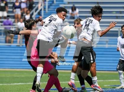 Thumbnail 2 in Austin Achieve vs. Gainesville (UIL 4A Soccer Division II Final) photogallery.