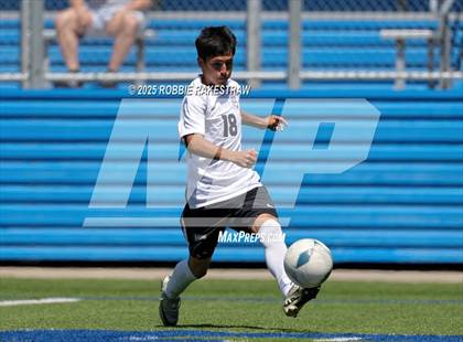 Thumbnail 1 in Austin Achieve vs. Gainesville (UIL 4A Soccer Division II Final) photogallery.