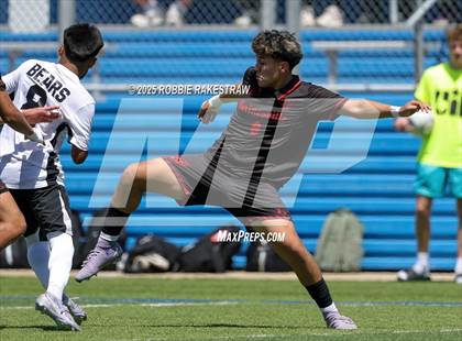 Thumbnail 1 in Austin Achieve vs. Gainesville (UIL 4A Soccer Division II Final) photogallery.