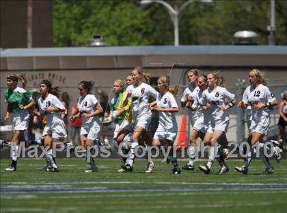 Thumbnail 3 in Rocky Mountain vs. Arapahoe (5A Semifinal) photogallery.