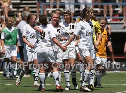 Thumbnail 1 in Rocky Mountain vs. Arapahoe (5A Semifinal) photogallery.