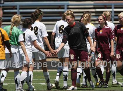 Thumbnail 1 in Rocky Mountain vs. Arapahoe (5A Semifinal) photogallery.