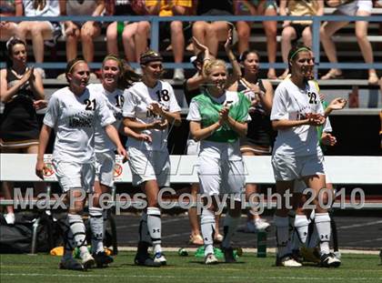 Thumbnail 3 in Rocky Mountain vs. Arapahoe (5A Semifinal) photogallery.