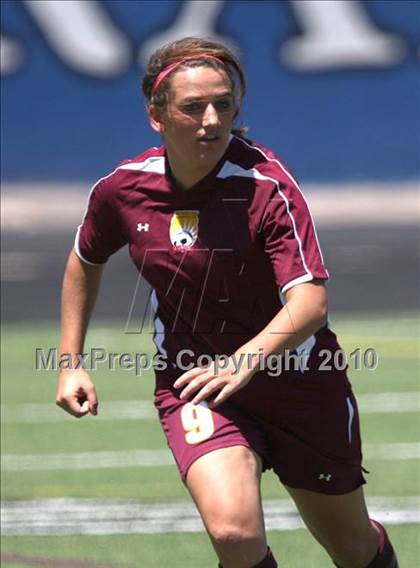 Thumbnail 1 in Rocky Mountain vs. Arapahoe (5A Semifinal) photogallery.