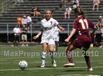 Thumbnail 1 in Rocky Mountain vs. Arapahoe (5A Semifinal) photogallery.