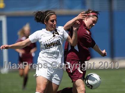 Thumbnail 2 in Rocky Mountain vs. Arapahoe (5A Semifinal) photogallery.