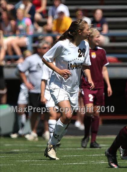 Thumbnail 3 in Rocky Mountain vs. Arapahoe (5A Semifinal) photogallery.