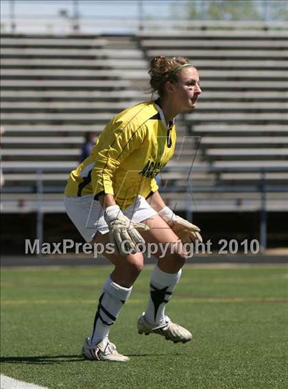 Thumbnail 2 in Rocky Mountain vs. Arapahoe (5A Semifinal) photogallery.