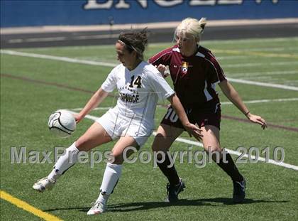 Thumbnail 2 in Rocky Mountain vs. Arapahoe (5A Semifinal) photogallery.