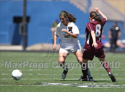 Thumbnail 1 in Rocky Mountain vs. Arapahoe (5A Semifinal) photogallery.