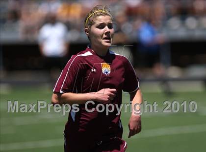 Thumbnail 2 in Rocky Mountain vs. Arapahoe (5A Semifinal) photogallery.