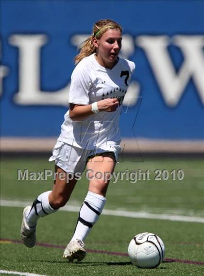 Thumbnail 2 in Rocky Mountain vs. Arapahoe (5A Semifinal) photogallery.