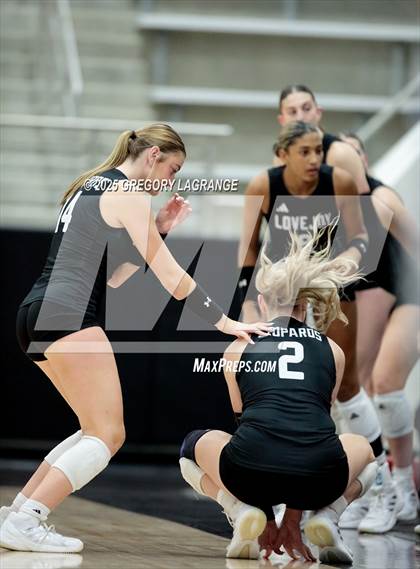 Thumbnail 3 in Lovejoy vs Wakeland (UIL5A Volleyball Area Playoff Division 2) photogallery.