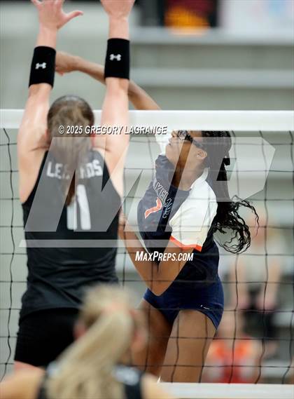 Thumbnail 2 in Lovejoy vs Wakeland (UIL5A D2 Volleyball Area) photogallery.