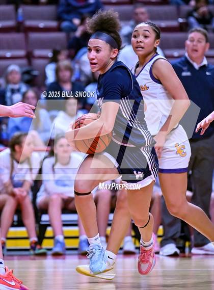 Thumbnail 3 in Wyomissing @ Lancaster Catholic (PIAA D3 4A Championship) photogallery.
